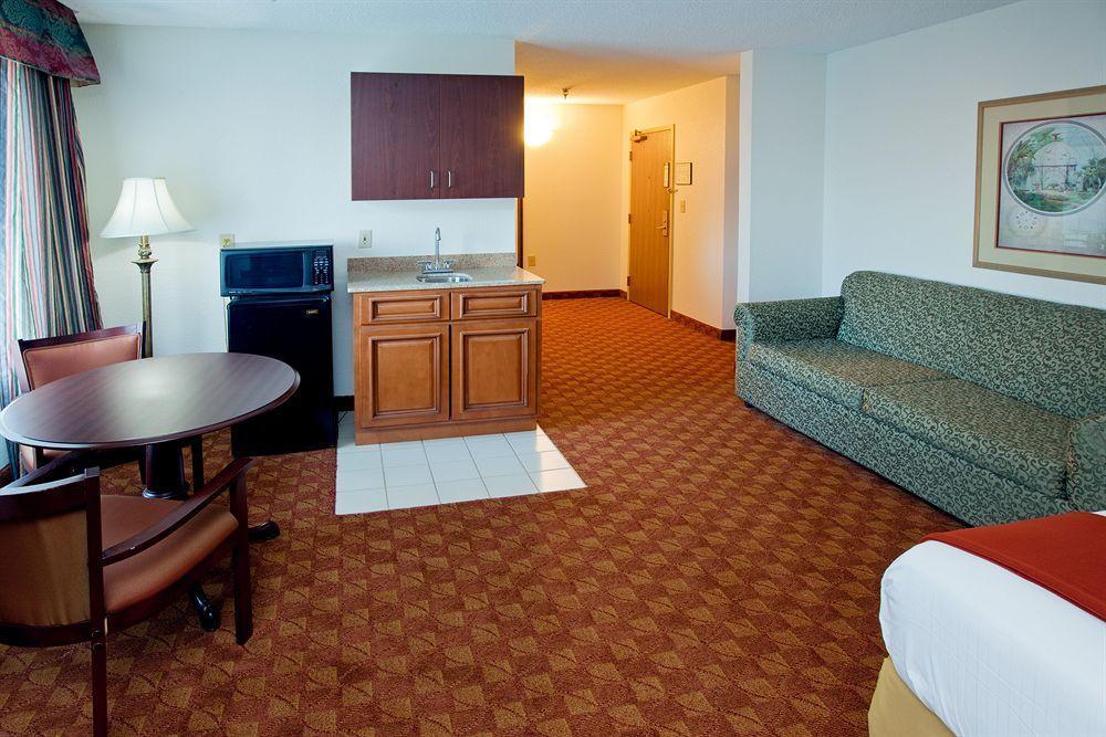 Holiday Inn Express & Suites Shelbyville By Ihg Cameră foto