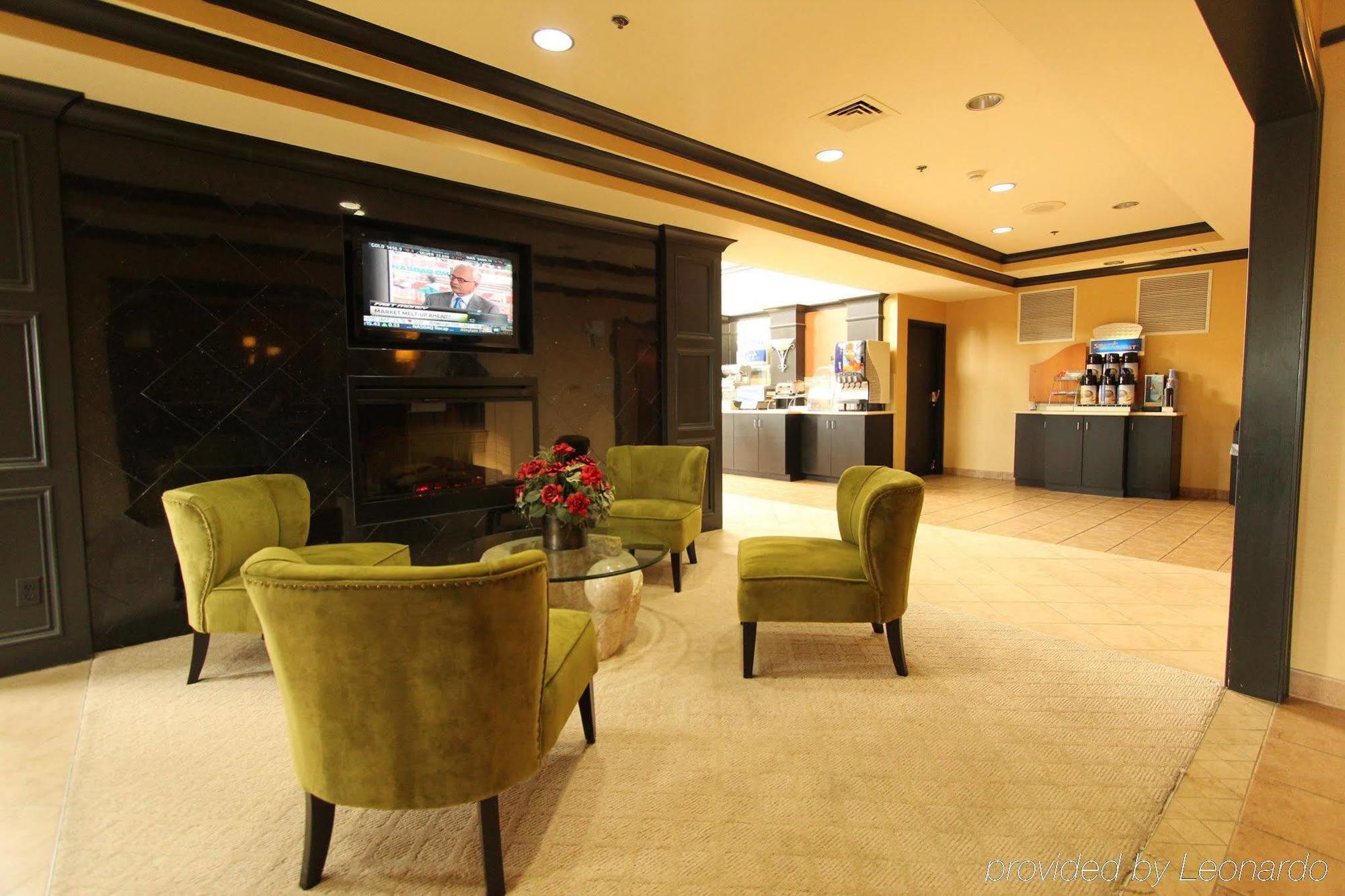 Holiday Inn Express & Suites Shelbyville By Ihg Exterior foto
